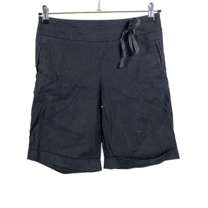 Naisten Tommy Hilfiger - Shortsit, koko 38 - Musta (1)