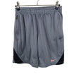 Unisex Nike - Urheilushortsit, koko 146 - 152 - Harmaa ()