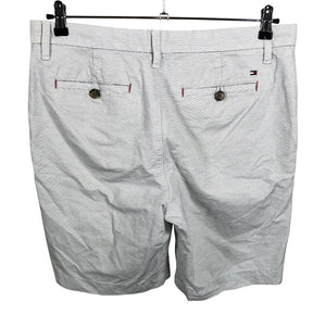 Miesten Tommy Hilfiger - Shortsit, koko W34 - Valkoinen (2)