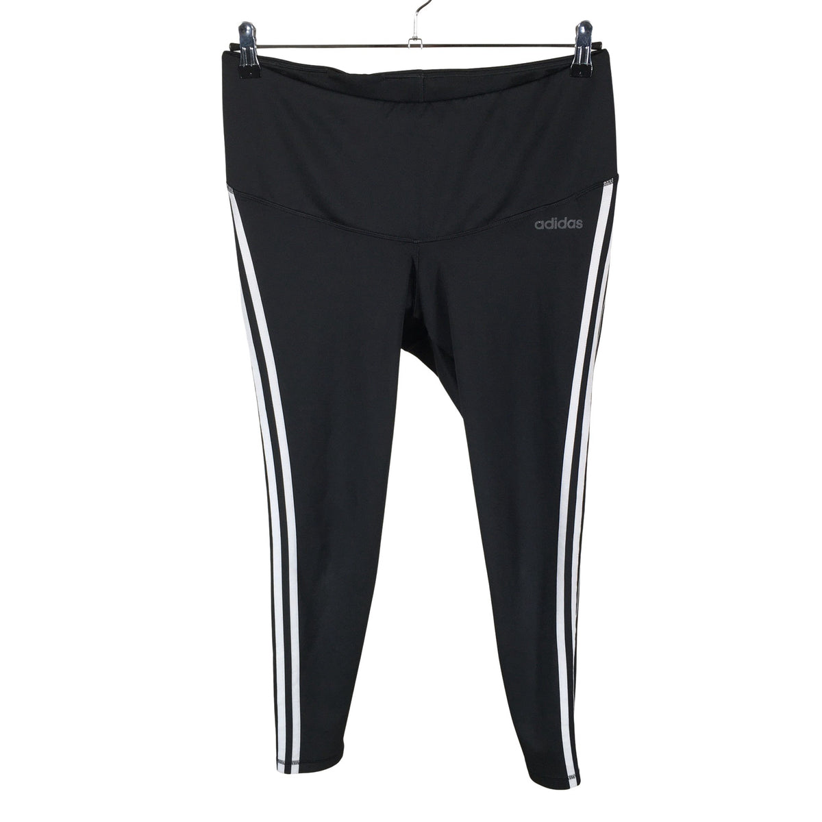 Naisten Adidas - Urheilutrikoot, koko 46 - Musta (1)