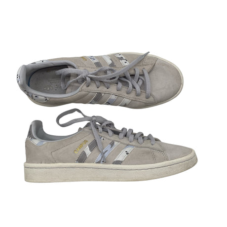 Naisten Adidas - Tennarit, koko 38 - Harmaa ()
