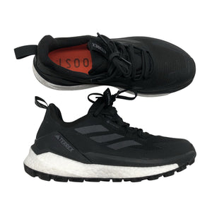Naisten Adidas - Lenkkarit, koko 39 - Musta (1)