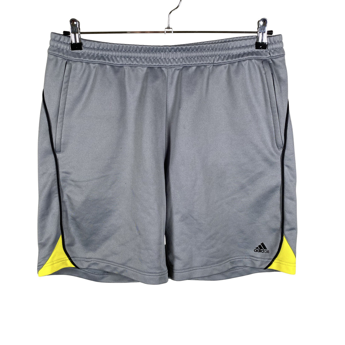 Miesten Adidas - Urheilushortsit, koko L - Harmaa (1)