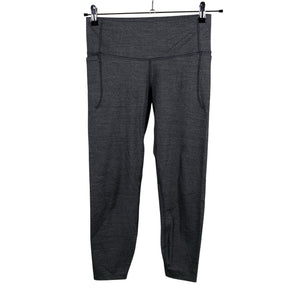 Naisten Under Armour - Urheilucaprit, koko 38 - Harmaa (1)