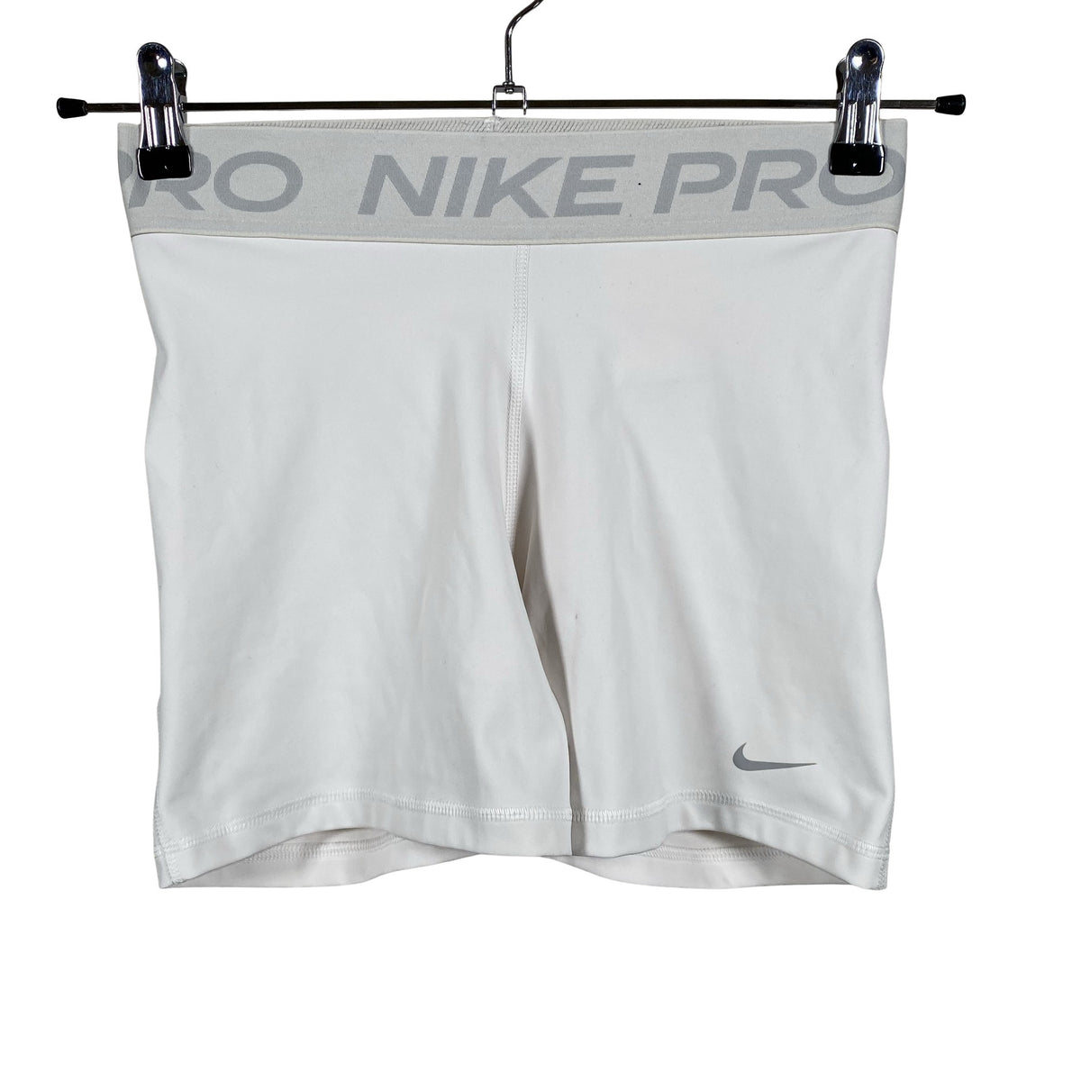 Naisten Nike - Urheilushortsit, koko 38 - Valkoinen (1)