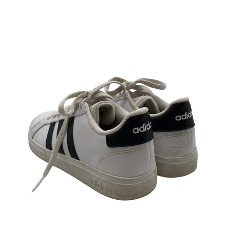 Naisten Adidas - Tennarit, koko 39 - Valkoinen (2)