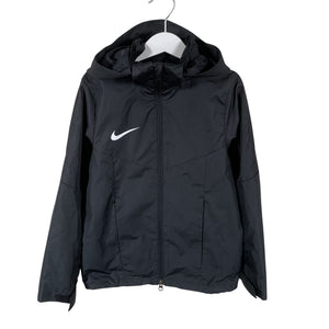 Unisex Nike - Ulkoilutakki, koko 128 - 134 - Musta (1)