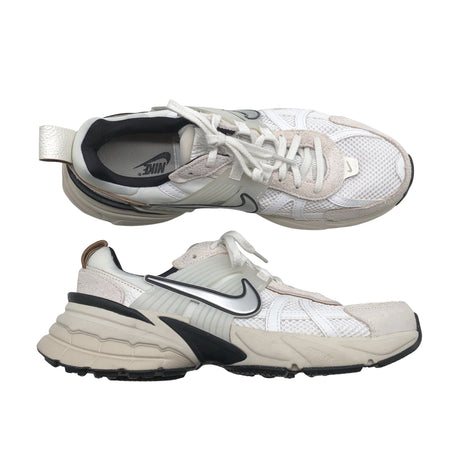 Naisten Nike - Lenkkarit, koko 41 - Valkoinen ()