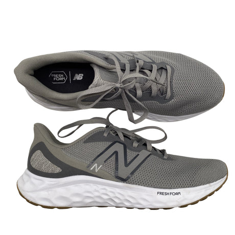 Miesten New Balance - Lenkkarit, koko 44 - Harmaa ()