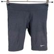 Naisten Nike - Urheilushortsit, koko 36 - Musta ()