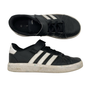 Unisex Adidas - Tennarit, koko 36 - Musta (1)