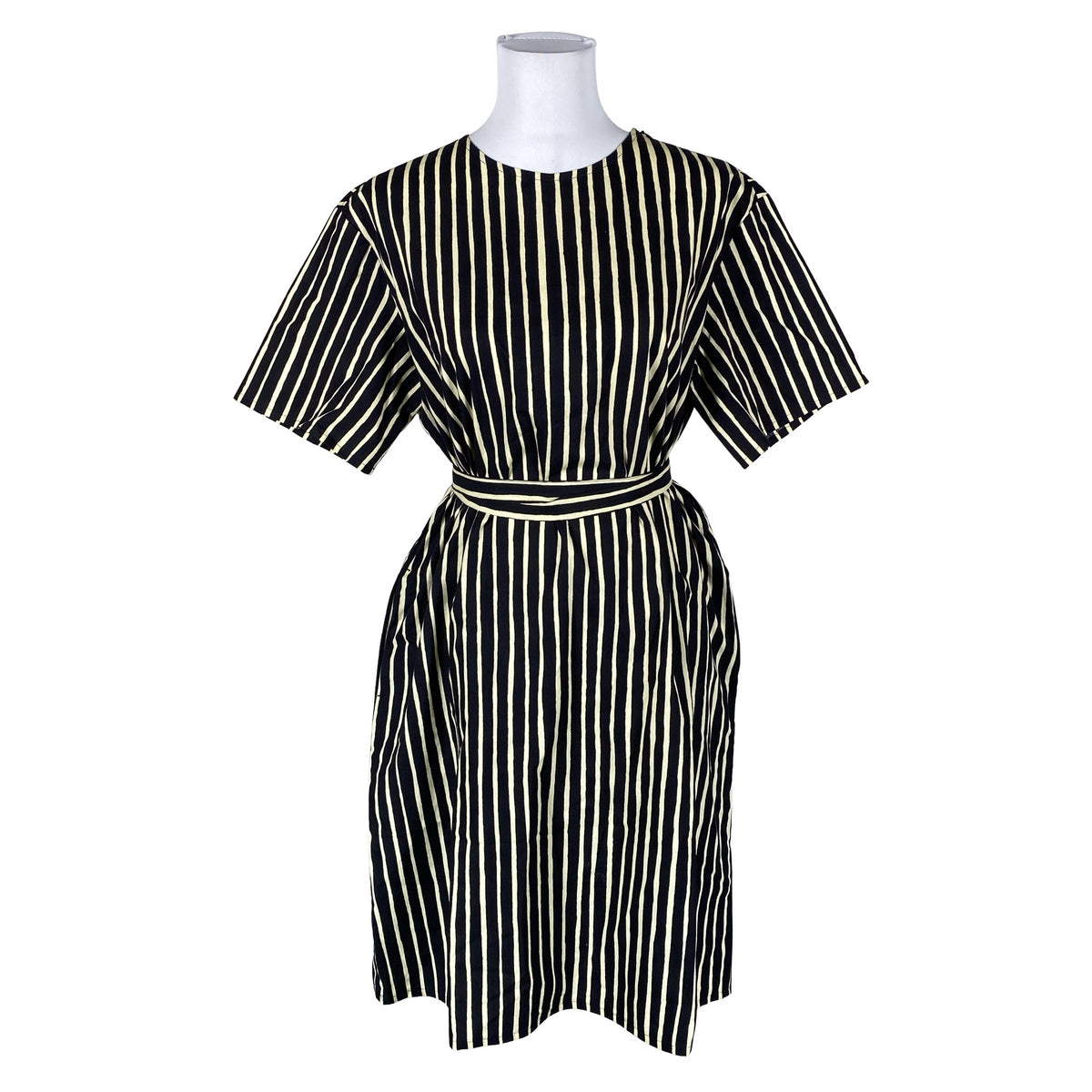 Naisten Marimekko - Kangasmekko, koko 38 - Musta (1)