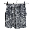 Unisex Nike - Urheilushortsit, koko 158 - 164 - Harmaa ()