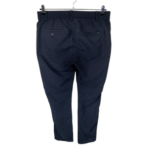 Naisten Under Armour - Ulkoiluhousut, koko 42 - Musta (2)