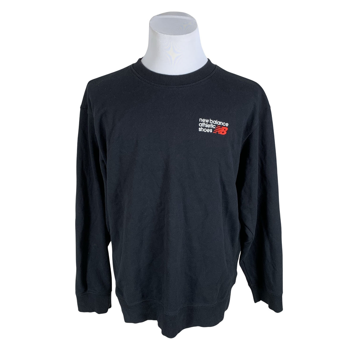Miesten New Balance - Collegepaita, koko XL - Musta (1)