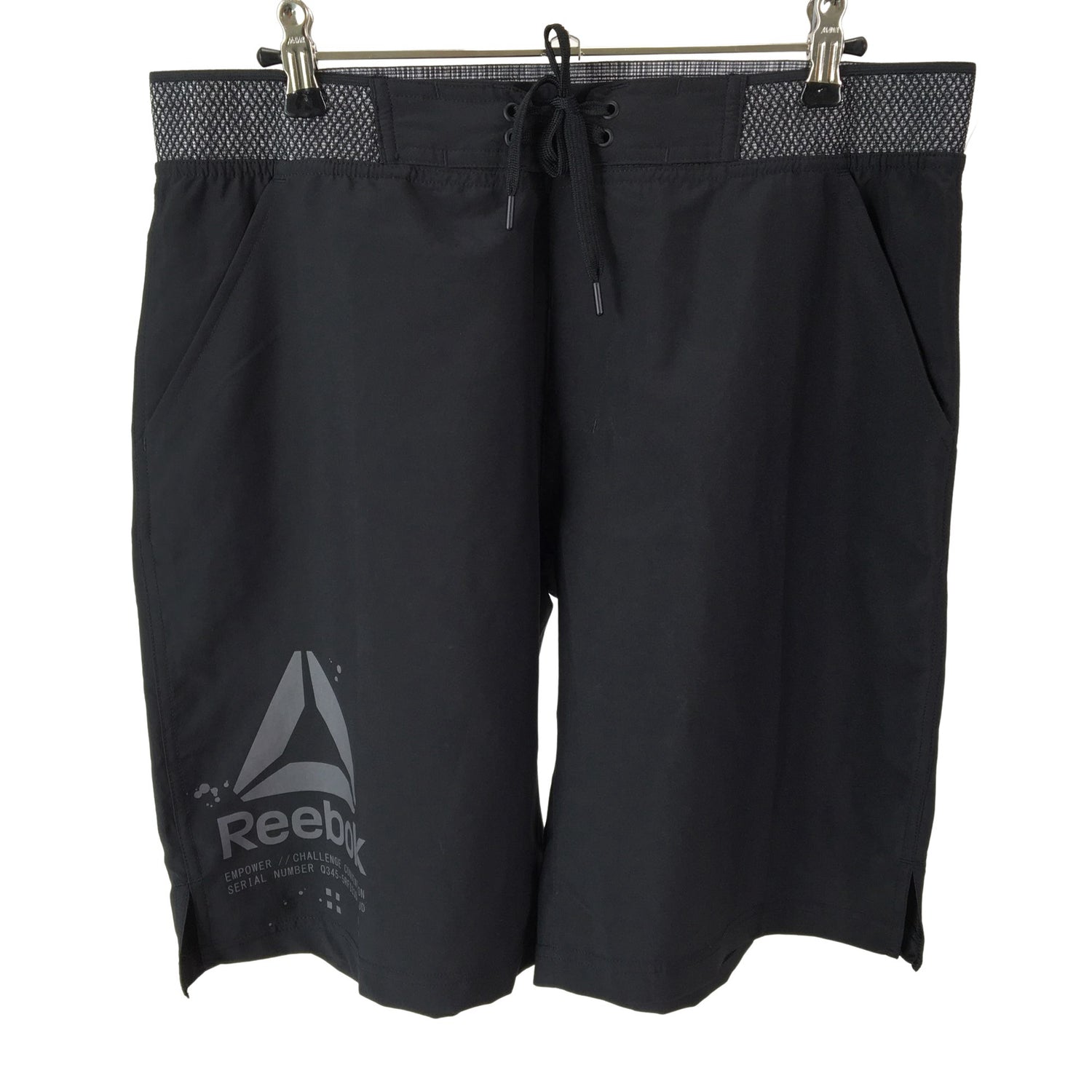  Urheilushortsit  Urheilushortsit, koko M  Reebok 