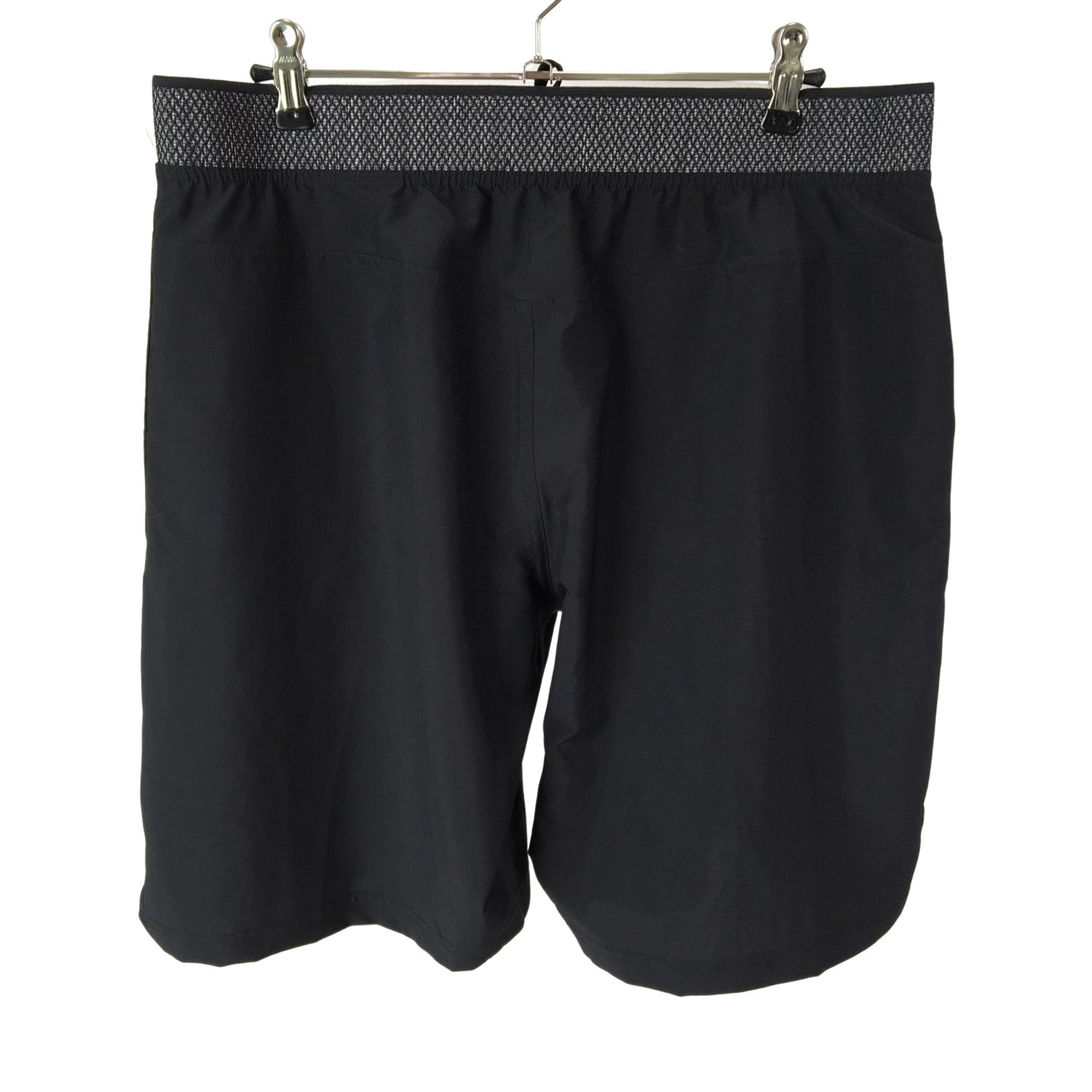  Urheilushortsit  Urheilushortsit, koko M  Reebok 