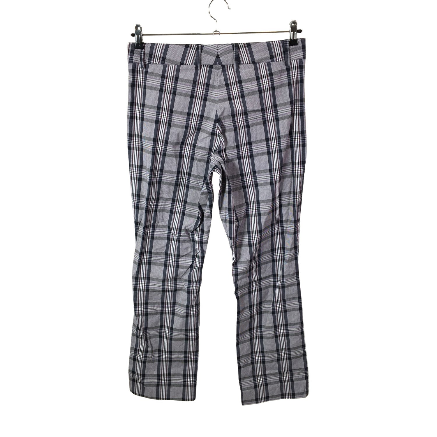  Urheiluhousut  Urheiluhousut, koko 40  Golfino 