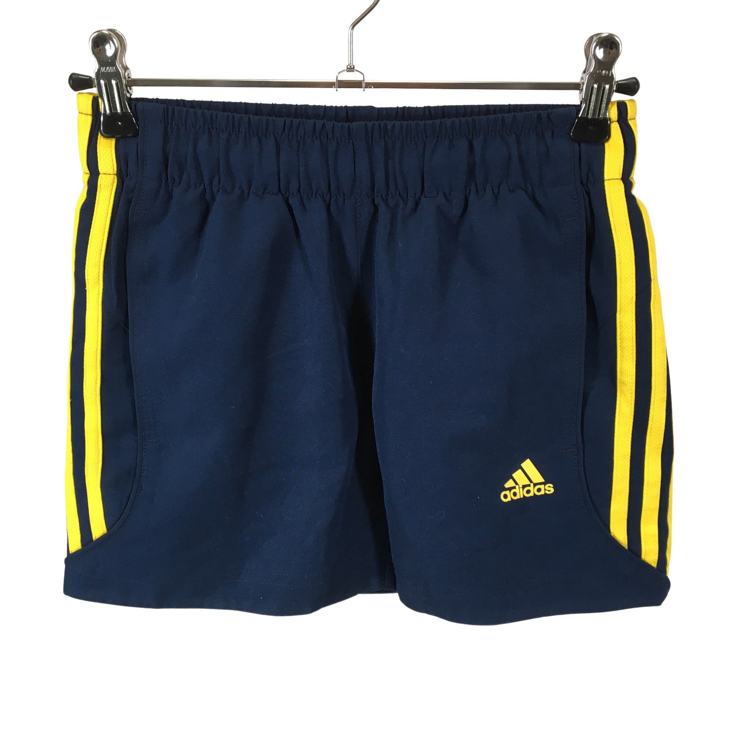  Urheilushortsit  Urheilushortsit, koko 134 - 140  Adidas 