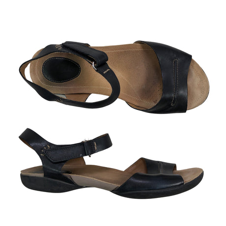 Unisex Clarks - Sandaalit, koko 37 -  ()