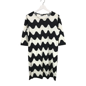 Trikoomekko, koko 36