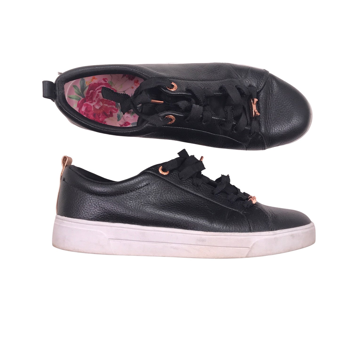 Tennarit  Tennarit, koko 39  Ted Baker 