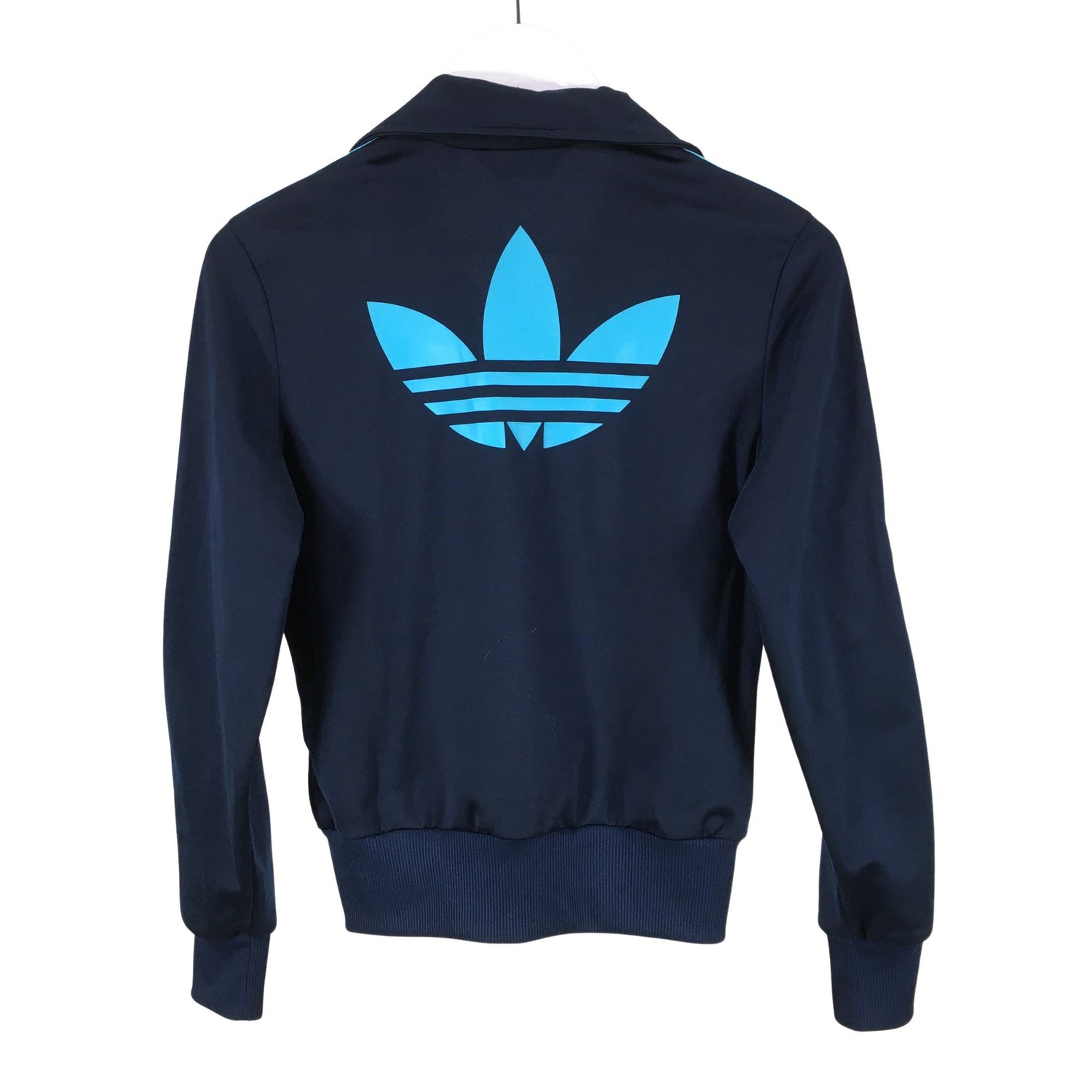  Urheilutakki  Verryttelytakki, koko 36  Adidas 