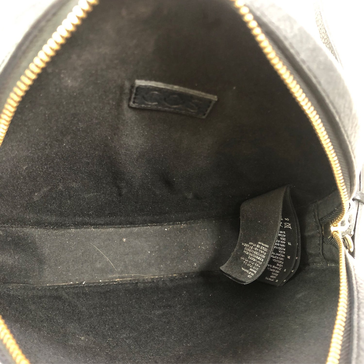  Olkalaukku  Olkalaukku, koko Mini  COS 