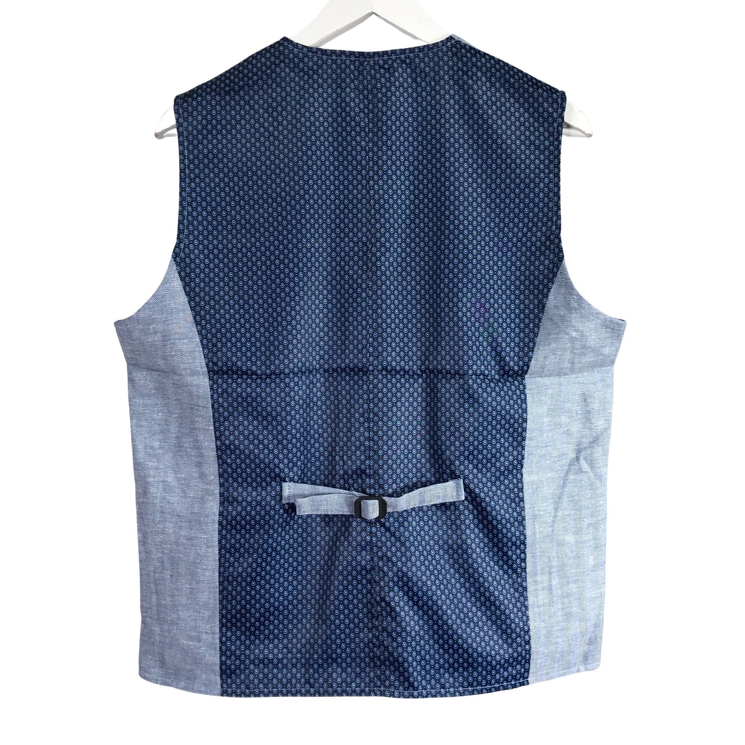  Liivi  Puvun liivi, koko L  Jack & Jones 