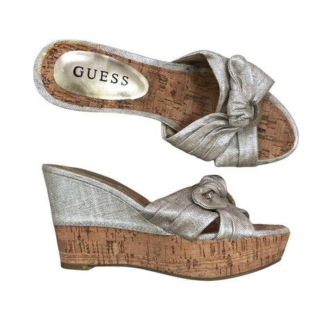 Unisex Guess - Kiilakorkosandaalit, koko 36 -  ()