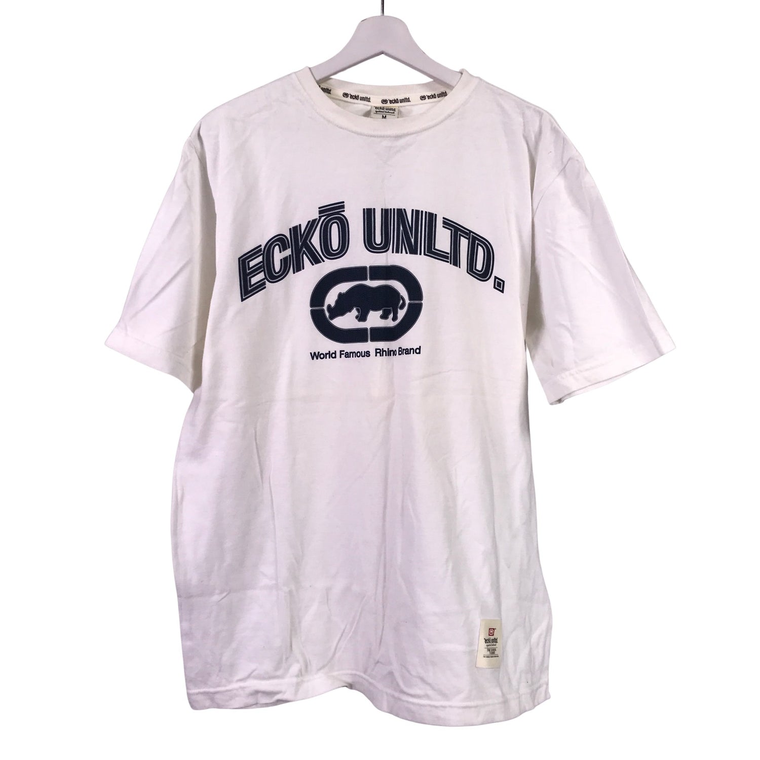 T-paita  T-paita, koko M  Ecko Unltd. 
