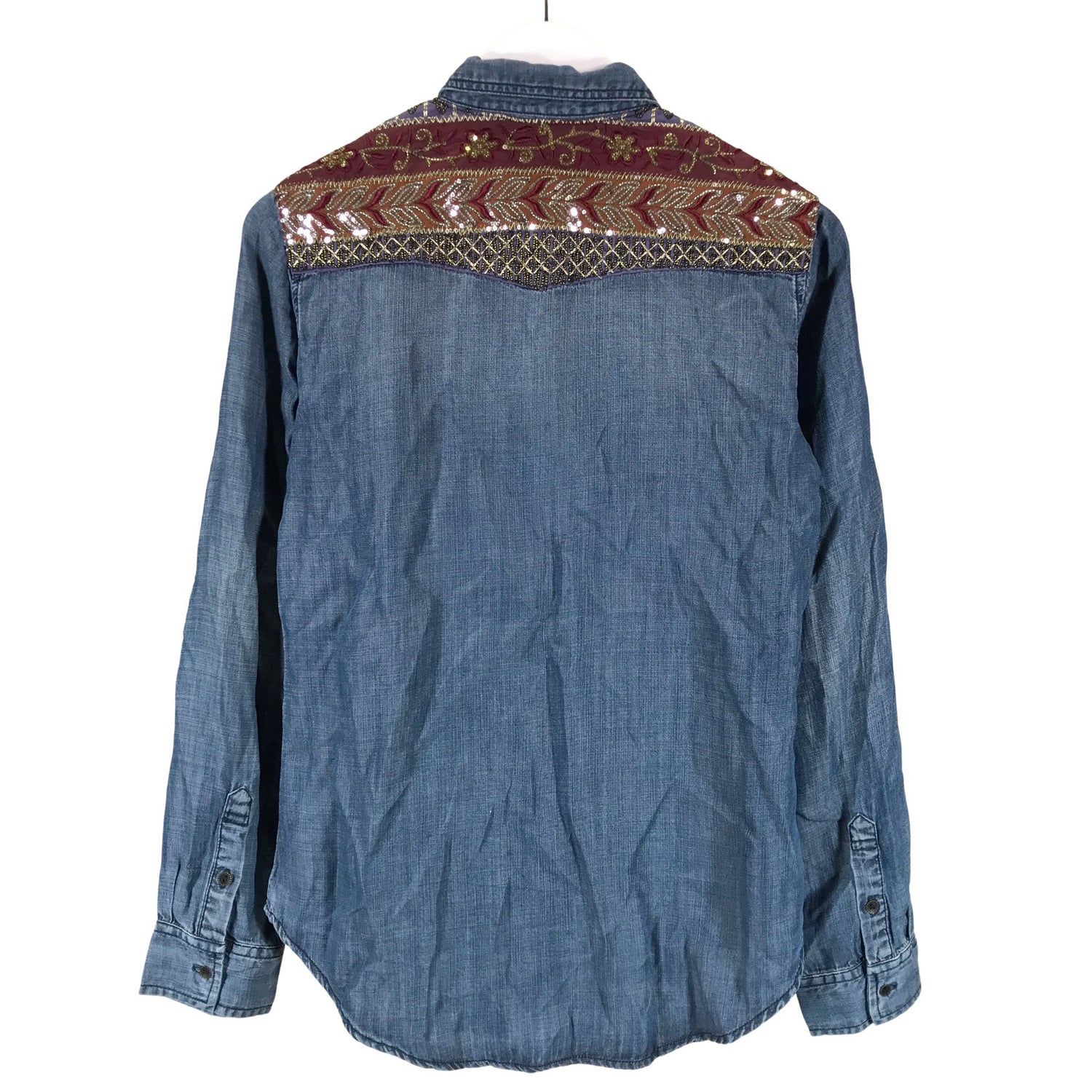  Kauluspaita  Farkkupaita, koko 42  Desigual 