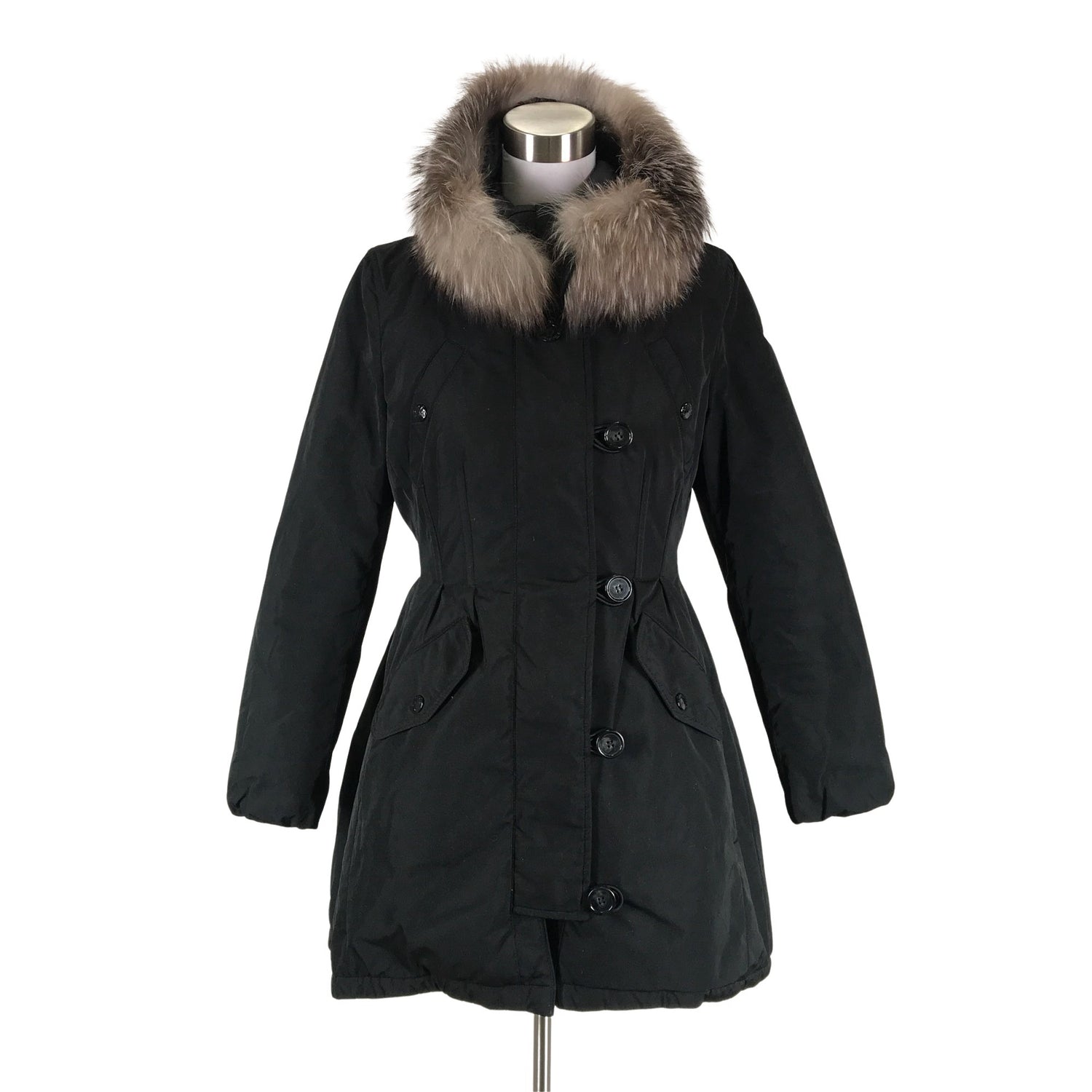  Untuvatakki  Untuvatakki, koko 36  Moncler 