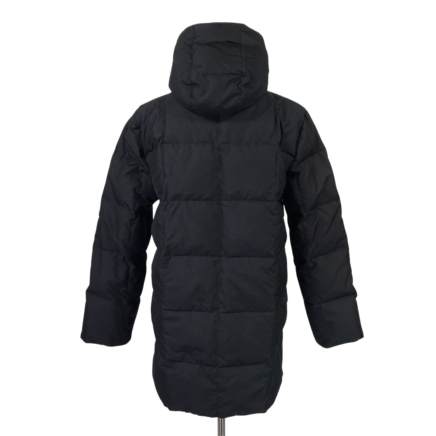  Untuvatakki  Untuvatakki, koko 40  Burberry 