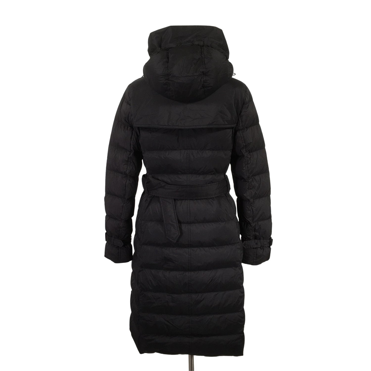 Untuvatakki  Untuvatakki, koko 40  Burberry 