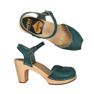 Korolliset sandaalit, koko 36