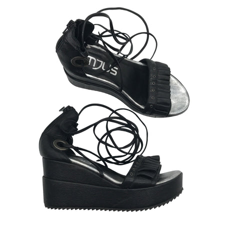 Unisex Mjus - Kiilakorkosandaalit, koko 36 -  ()
