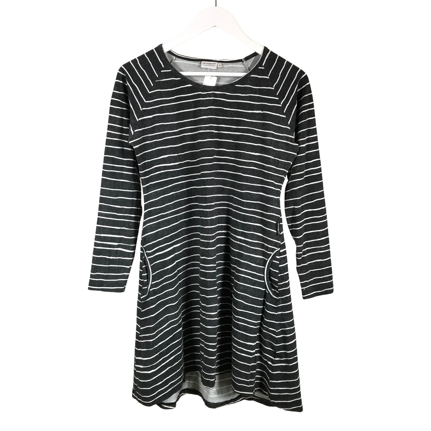  Mekko  Trikoomekko, koko 38  Versonpuoti 