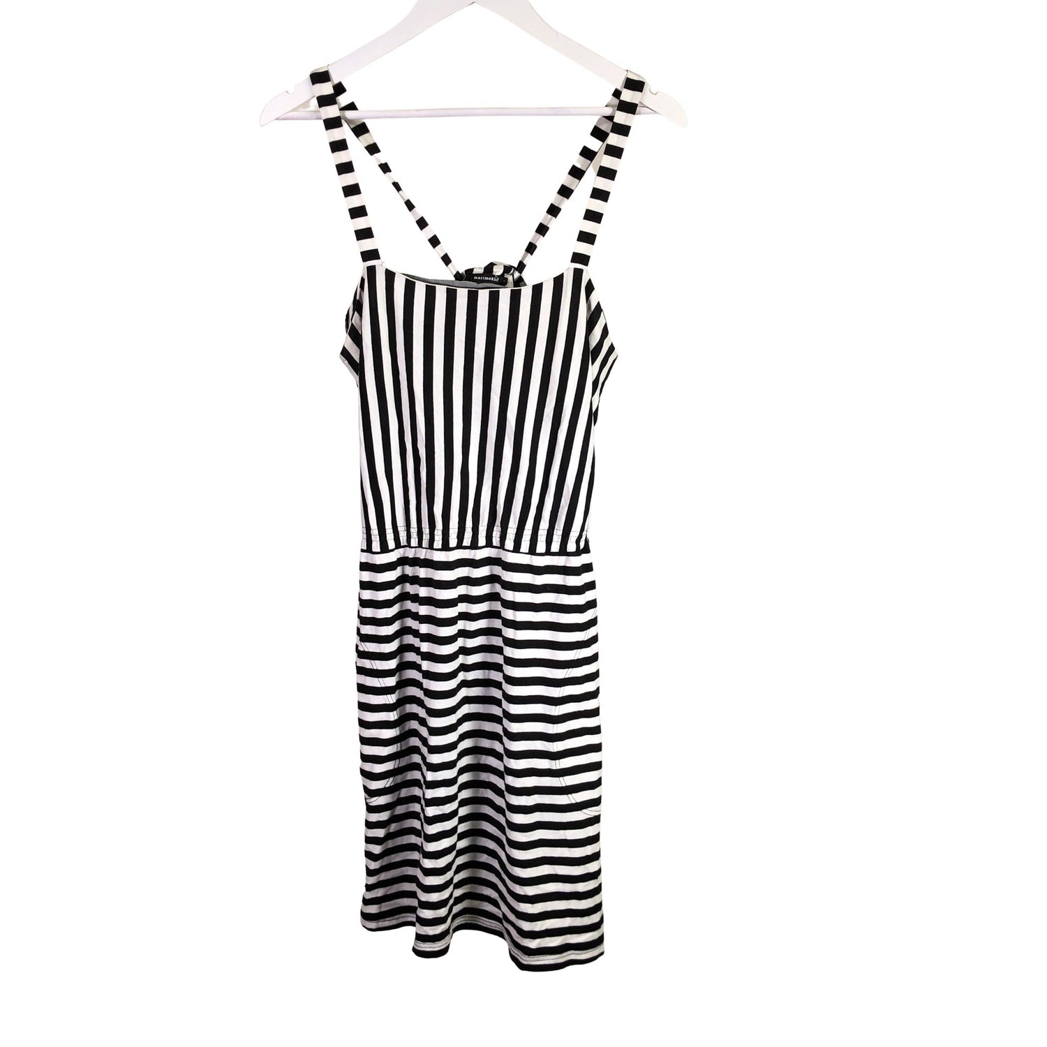  Mekko  Trikoomekko, koko 40  Marimekko 
