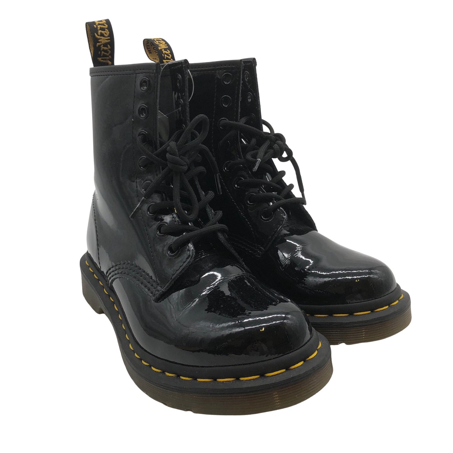  Maiharit  Maiharit, koko 37  Dr. Martens 