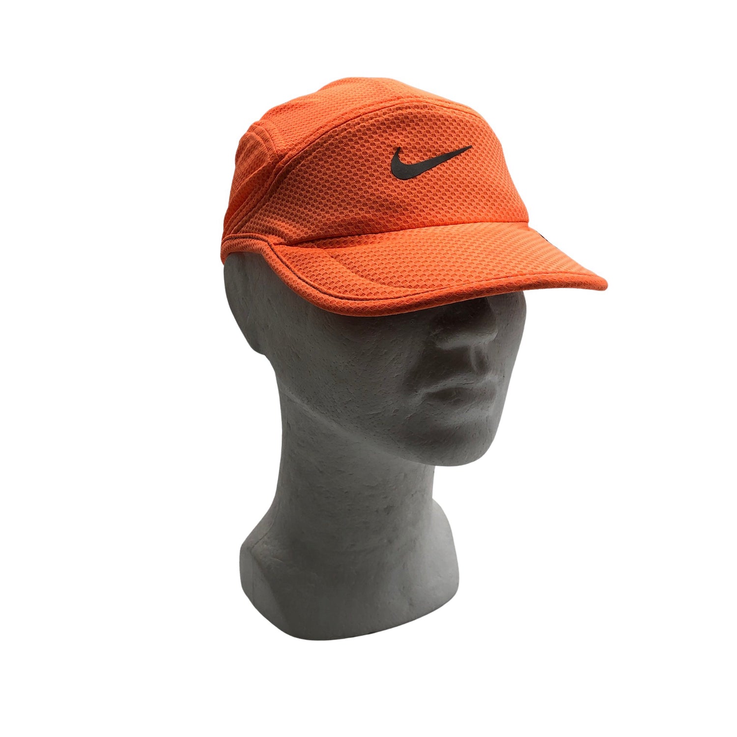  Lippalakki  Urheilulippalakki, koko 56 - 58 cm  Nike 