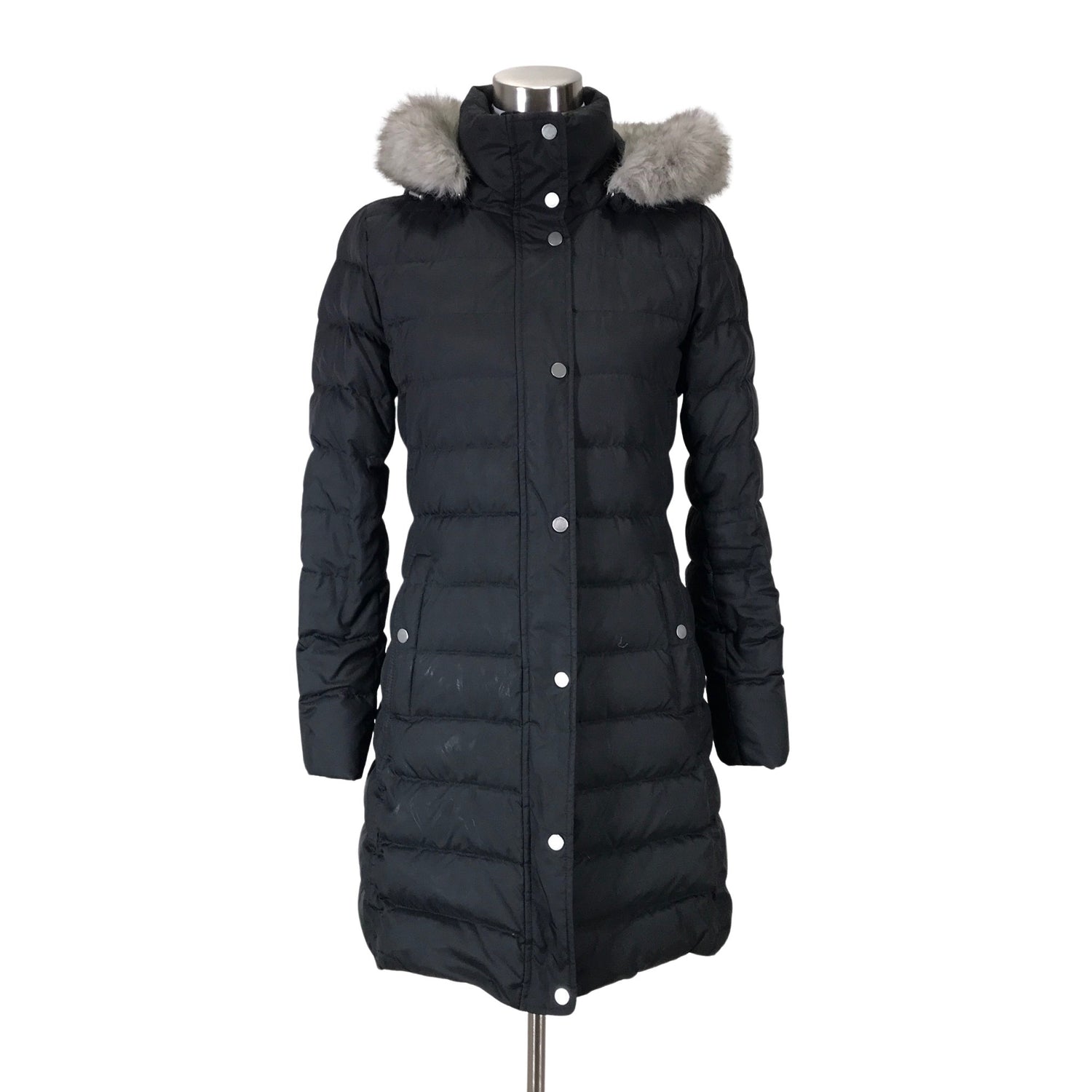  Untuvatakki  Untuvatakki, koko 36  Tommy Hilfiger 