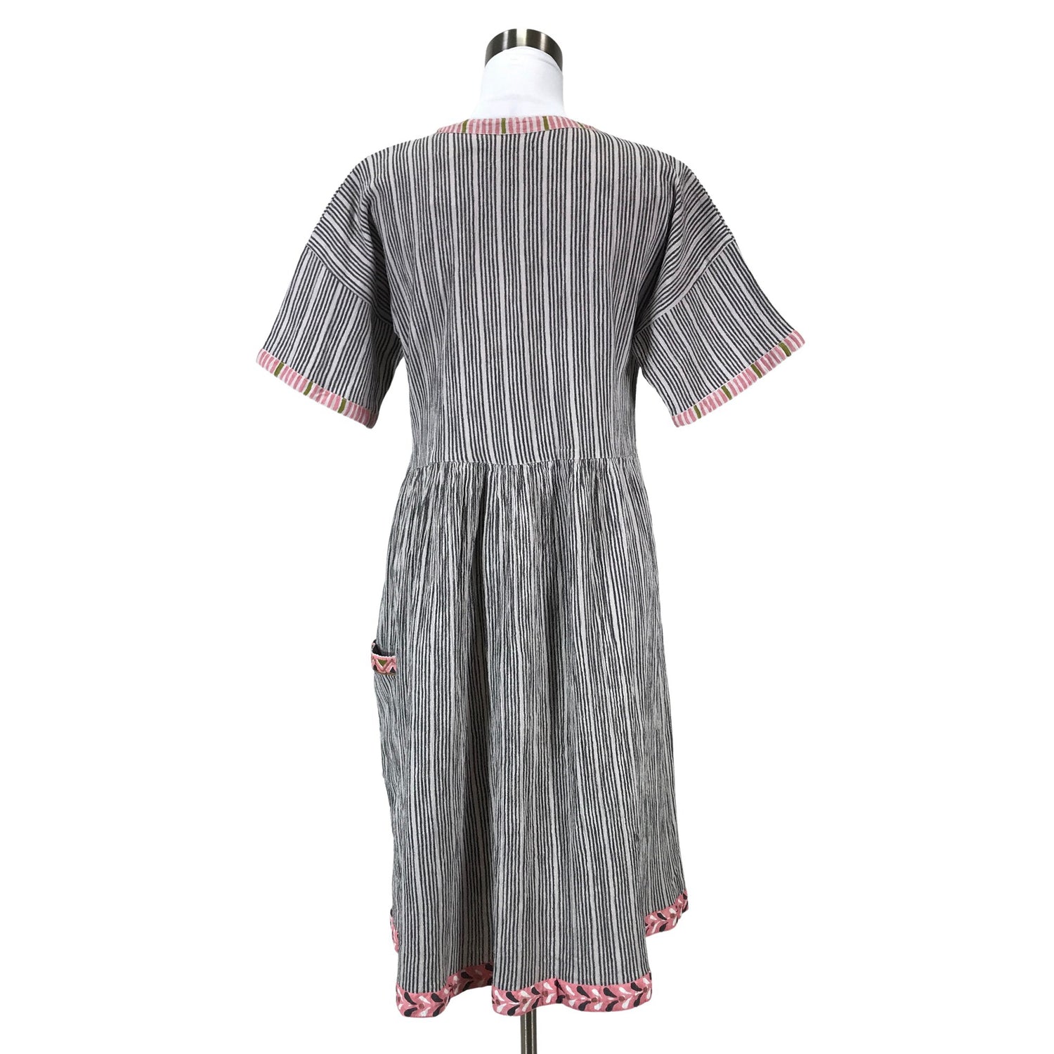  Mekko  Kangasmekko, koko 40  Gudrun Sjöden 