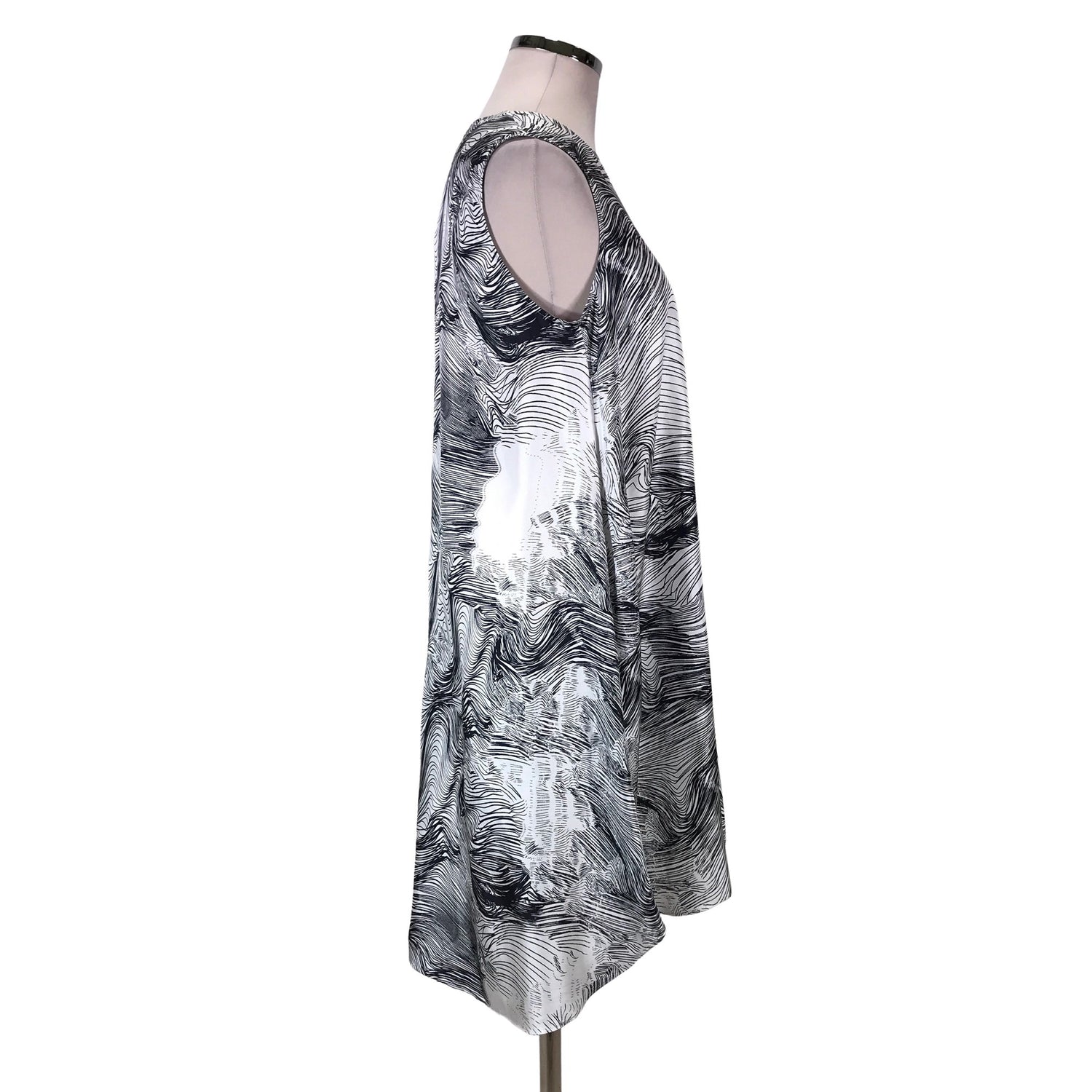  Mekko  Sifonkimekko, koko 44  Marimekko 