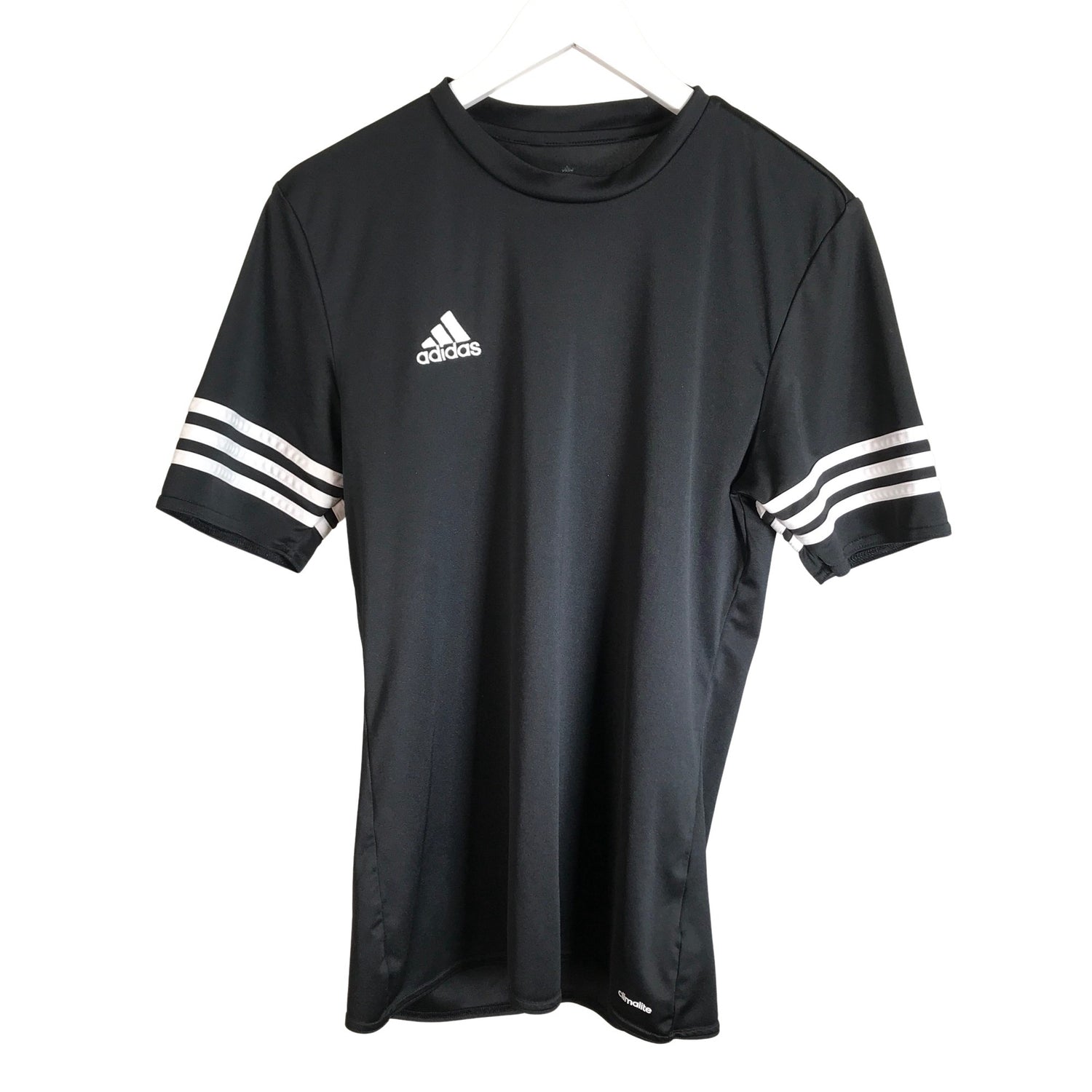  Urheilupaita  Urheilupaita, lyhyet hihat, koko XS  Adidas 