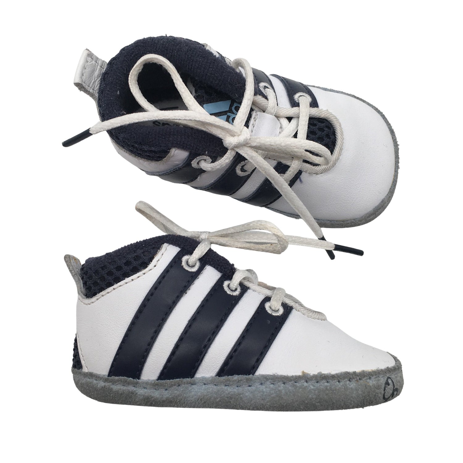  Vauvan-kengät  Vauvan kengät, koko 17  Adidas 