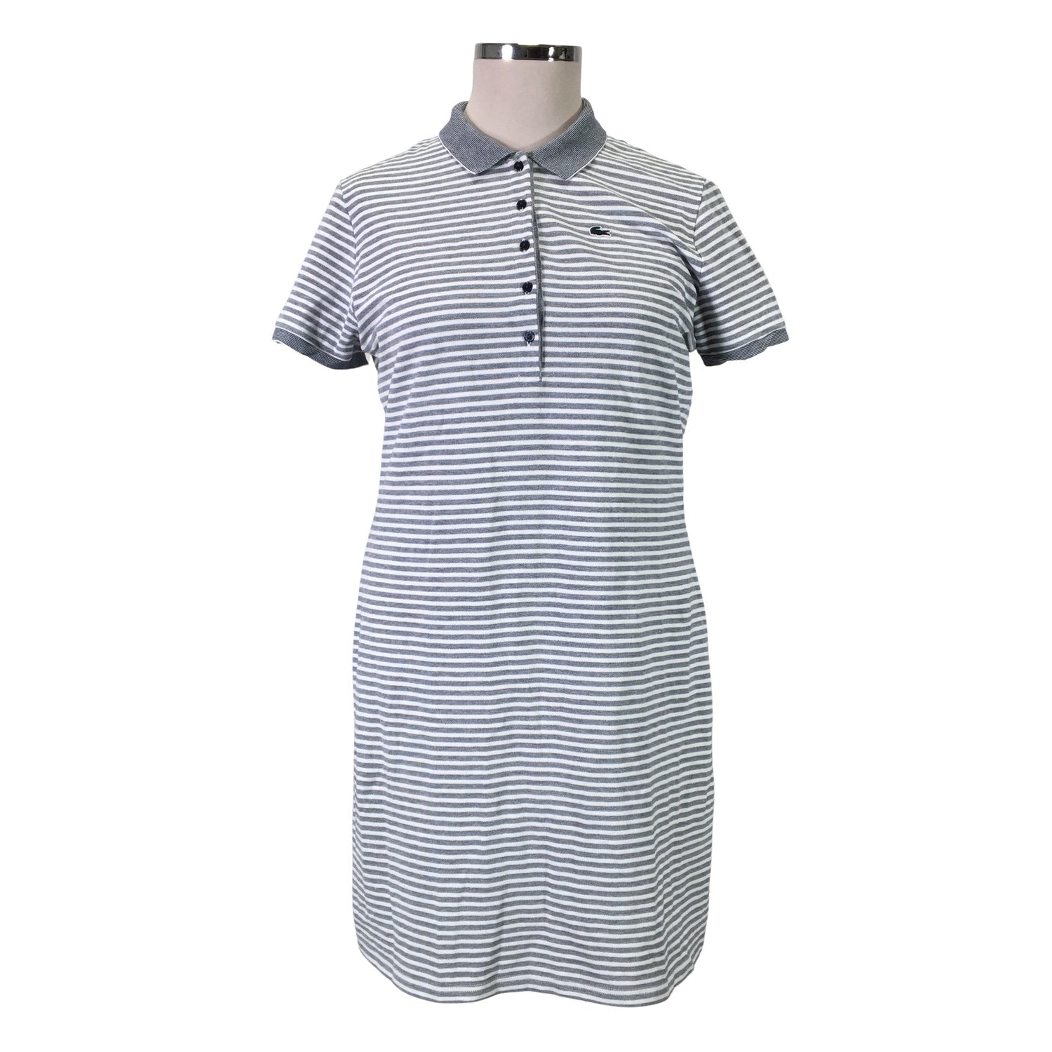  Mekko  Pikeemekko, koko 40  Lacoste 