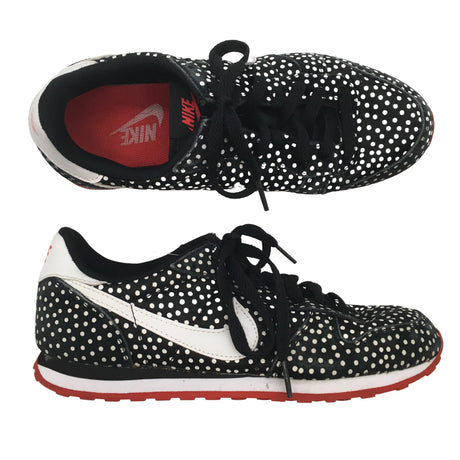 Unisex Nike - Tennarit, koko 38 -  ()