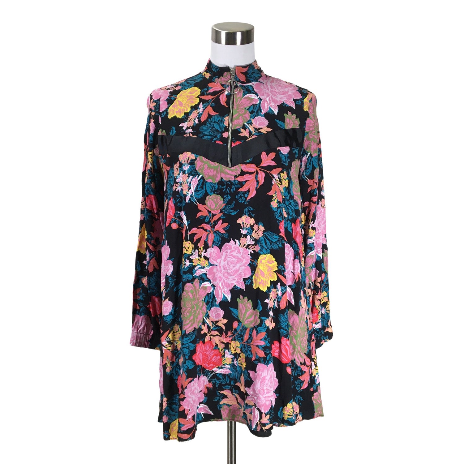  Mekko  Sifonkimekko, koko 36  Zara 