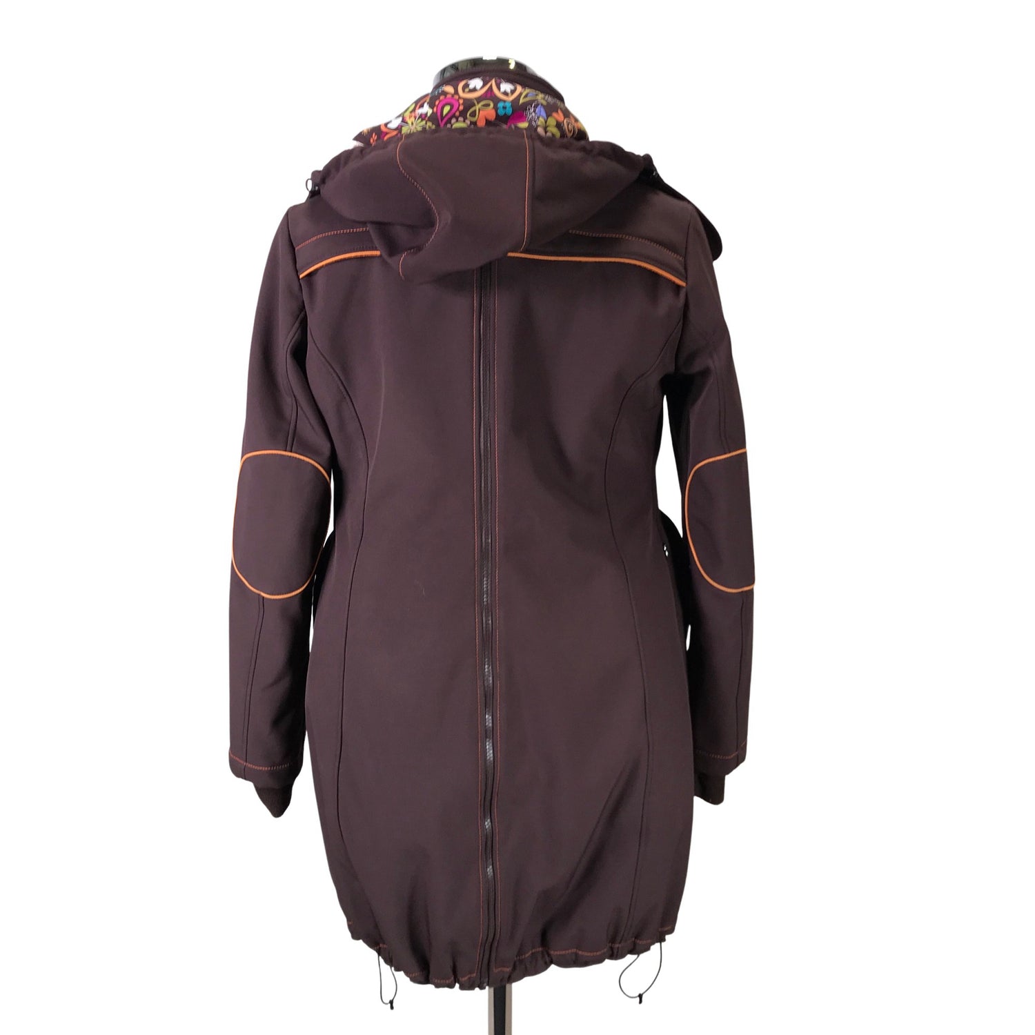  Äitiystakki  Softshell-takki (Äitiys), koko 40  Liliputi 